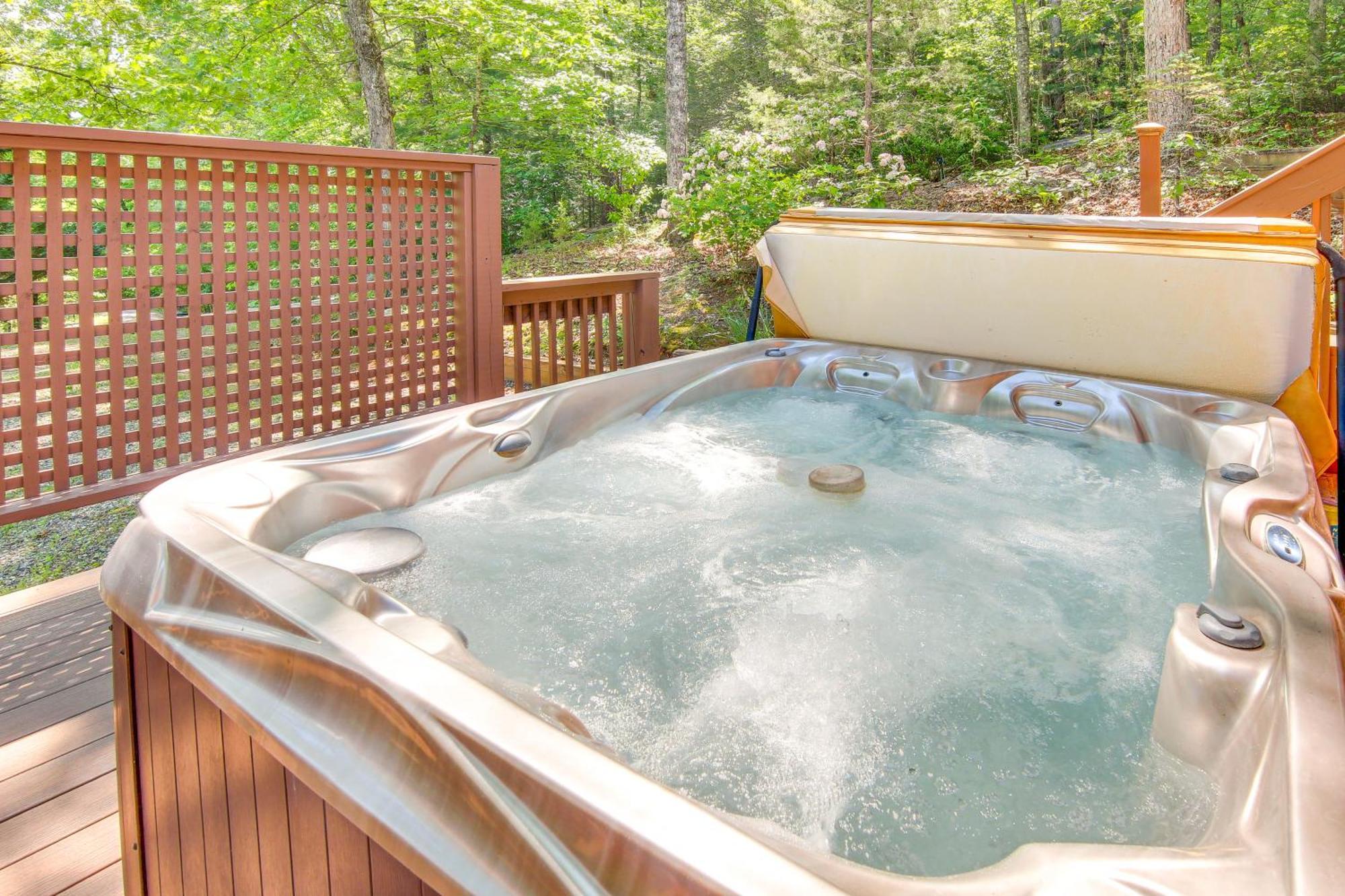 Charming Fox Den Cabin In Whittier With Hot Tub! ภายนอก รูปภาพ