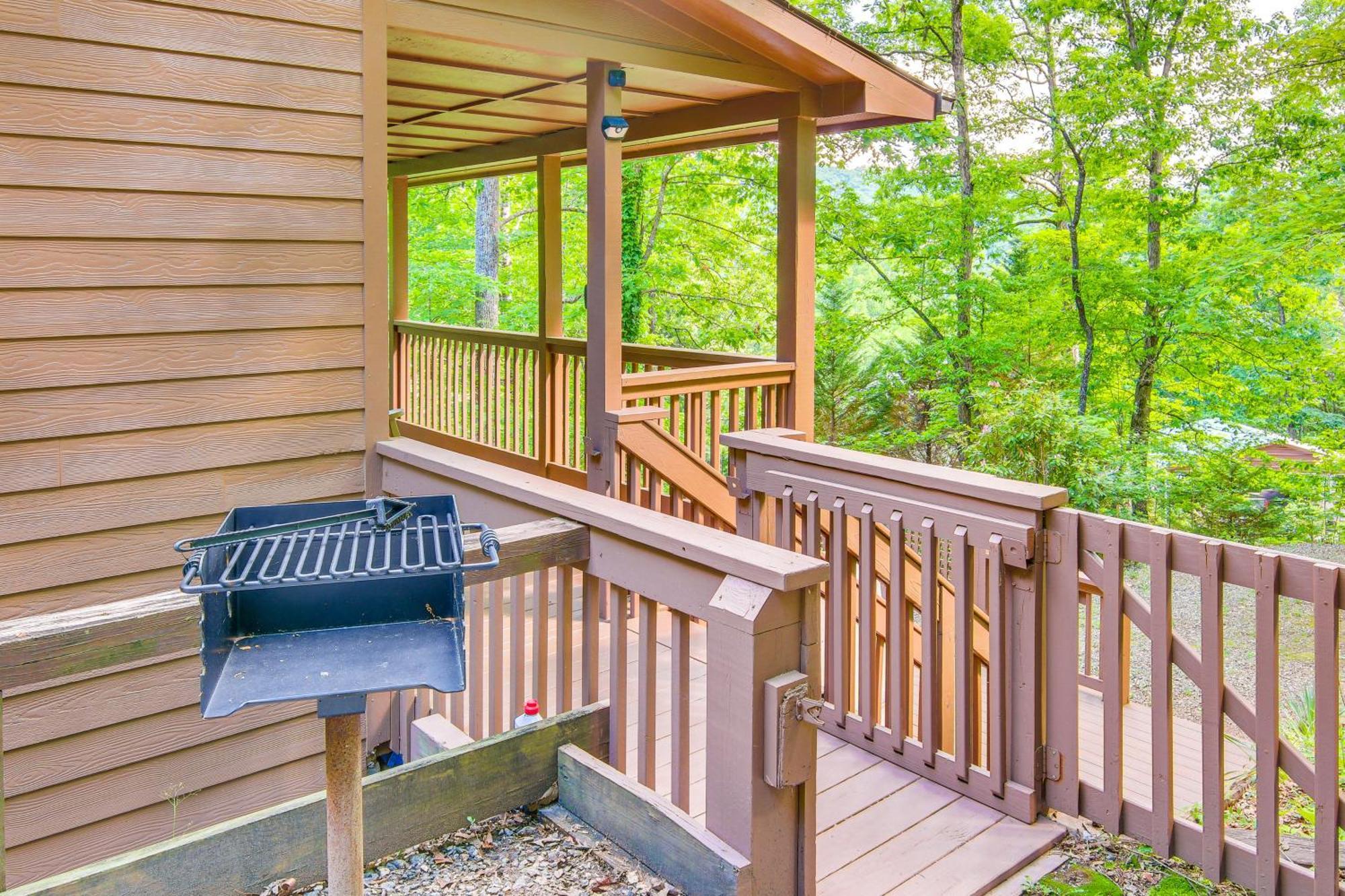 Charming Fox Den Cabin In Whittier With Hot Tub! ภายนอก รูปภาพ