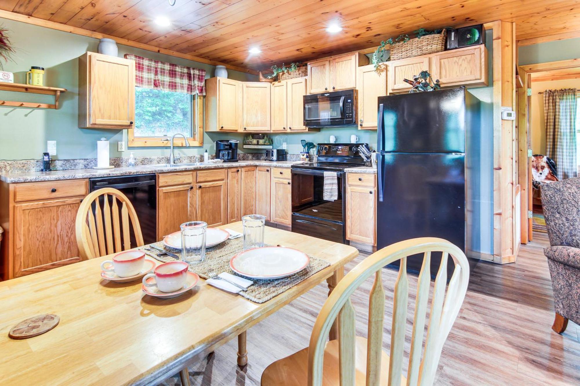 Charming Fox Den Cabin In Whittier With Hot Tub! ภายนอก รูปภาพ