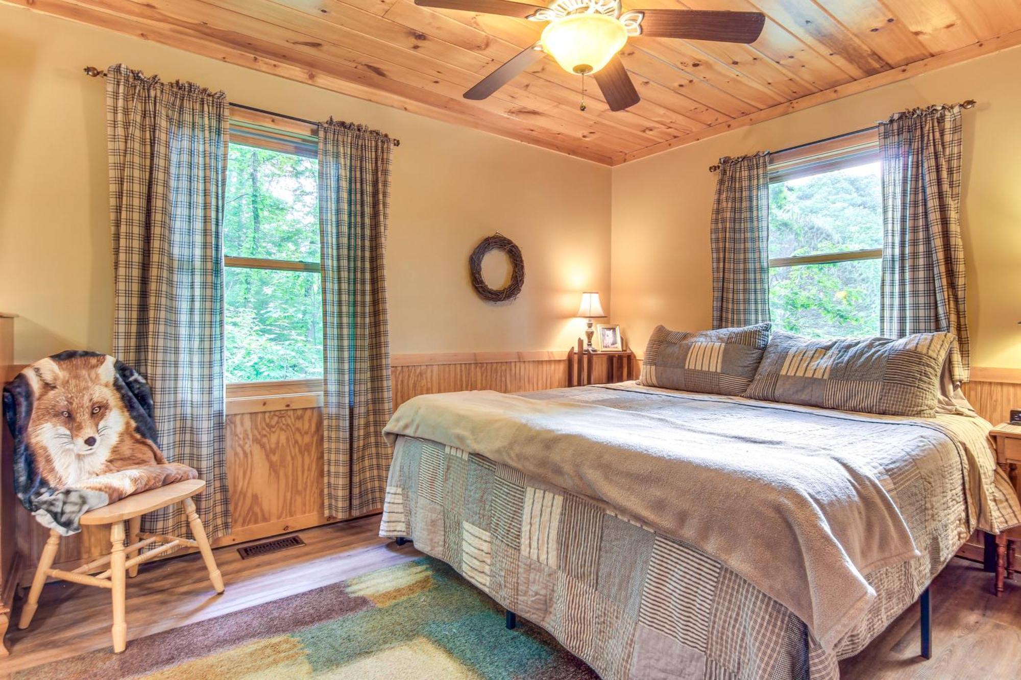 Charming Fox Den Cabin In Whittier With Hot Tub! ภายนอก รูปภาพ